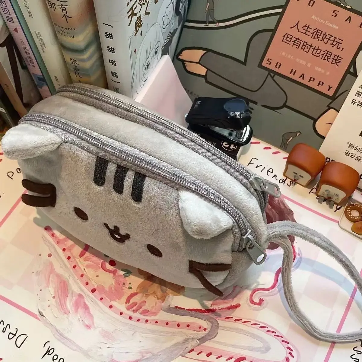 Uroczy piórnik z motywem grube – Pencil Case Large recenzja i cena